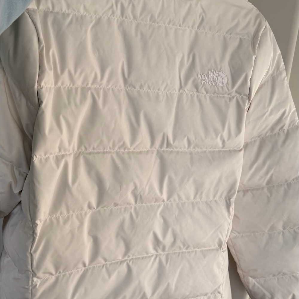 The North Face Women's Gotham Jacket in White Dune - Picture 11 of 12